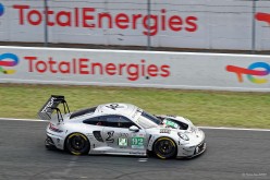 N° 92 PORSCHE 911 GT3 R LMGT3 en catégorie LMGT3 - 24 H du Mans 2026 - 884D4C
