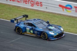 N° 27 ASTON MARTIN Vantage AMR LMGT3 en catégorie LMGT3 - 24 H du Mans 2026 - 923D4C