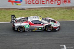 N° 54 FERRARI 296 LMGT3 Evo en catégorie LMGT3 - 24 H du Mans 2026 - 893D4C