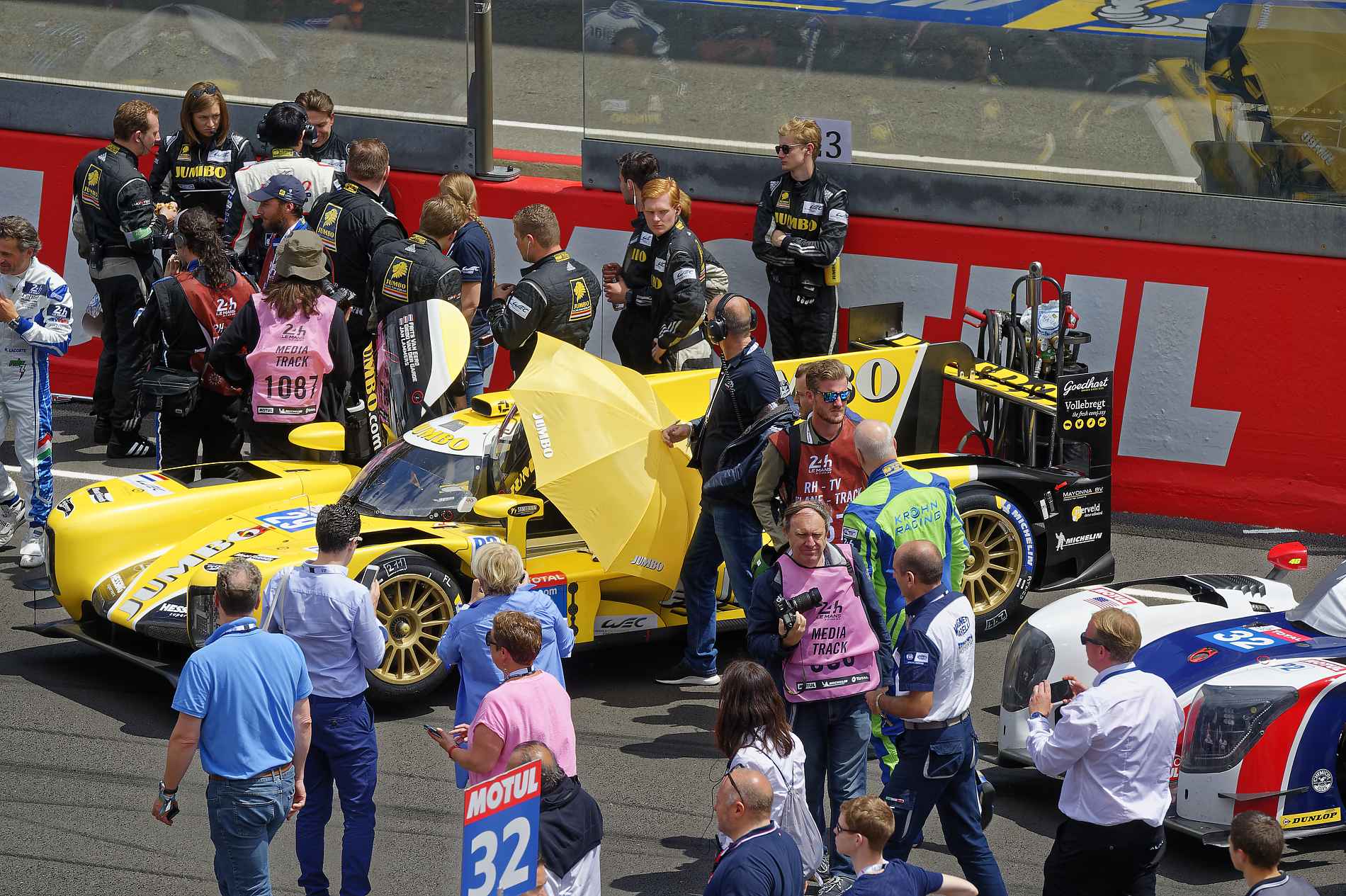 LeMans24-2018-D4S7054-PYA