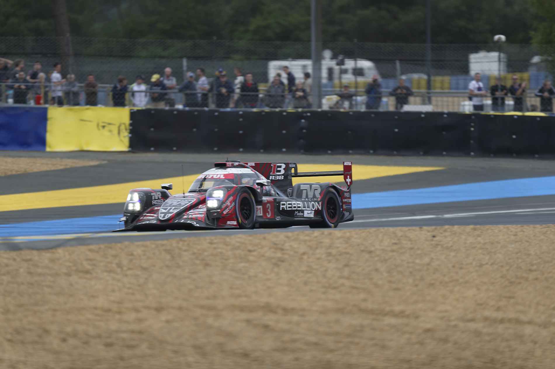 LeMans24-2018-D4S7297-PYA