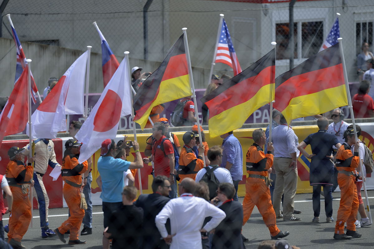 24heures-du-Mans-2015-PA08209