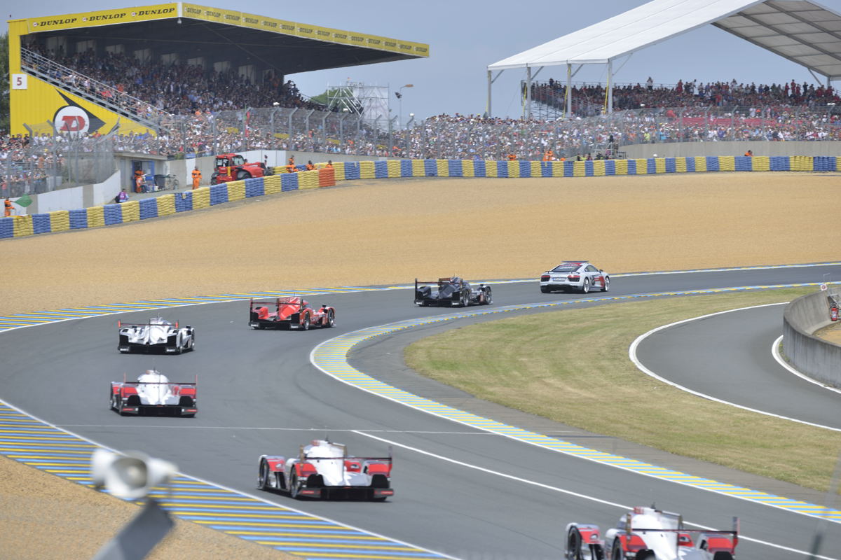 24heures-du-Mans-2015-PA08249
