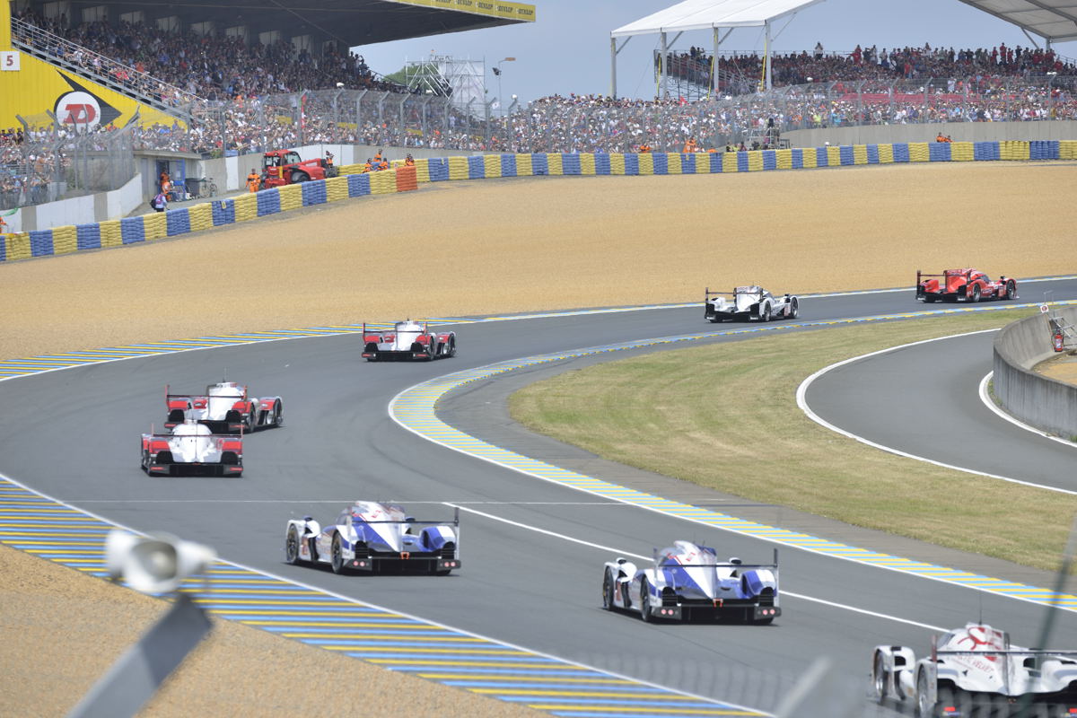 24heures-du-Mans-2015-PA08251