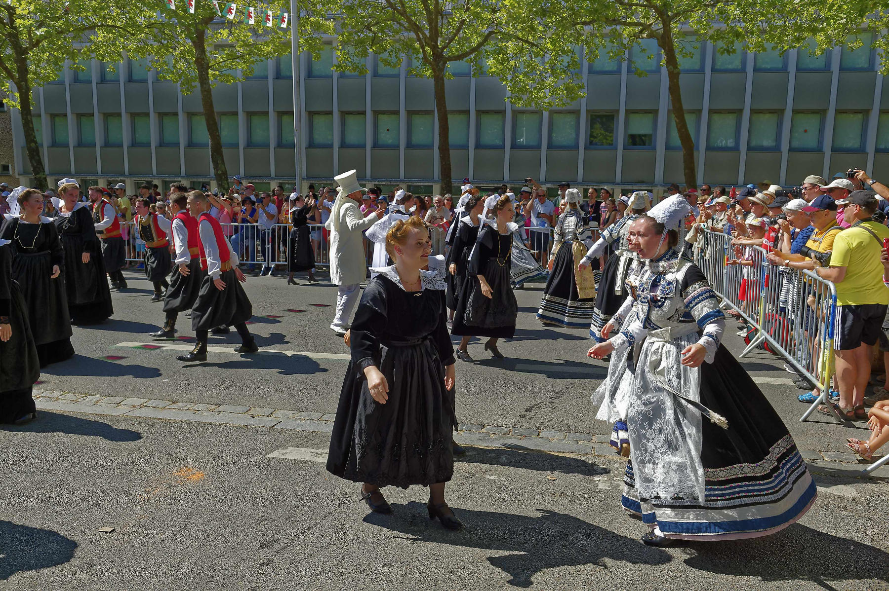 interceltique-2018-image13402-cercle-kanfarded-sant-evarzeg-de-saint-evarzec