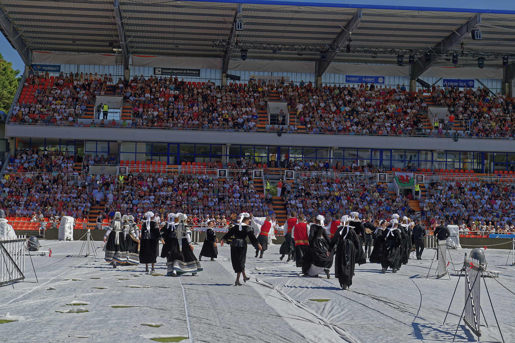 interceltique-2018-image13460-cercle-kanfarded-sant-evarzeg-de-saint-evarzec