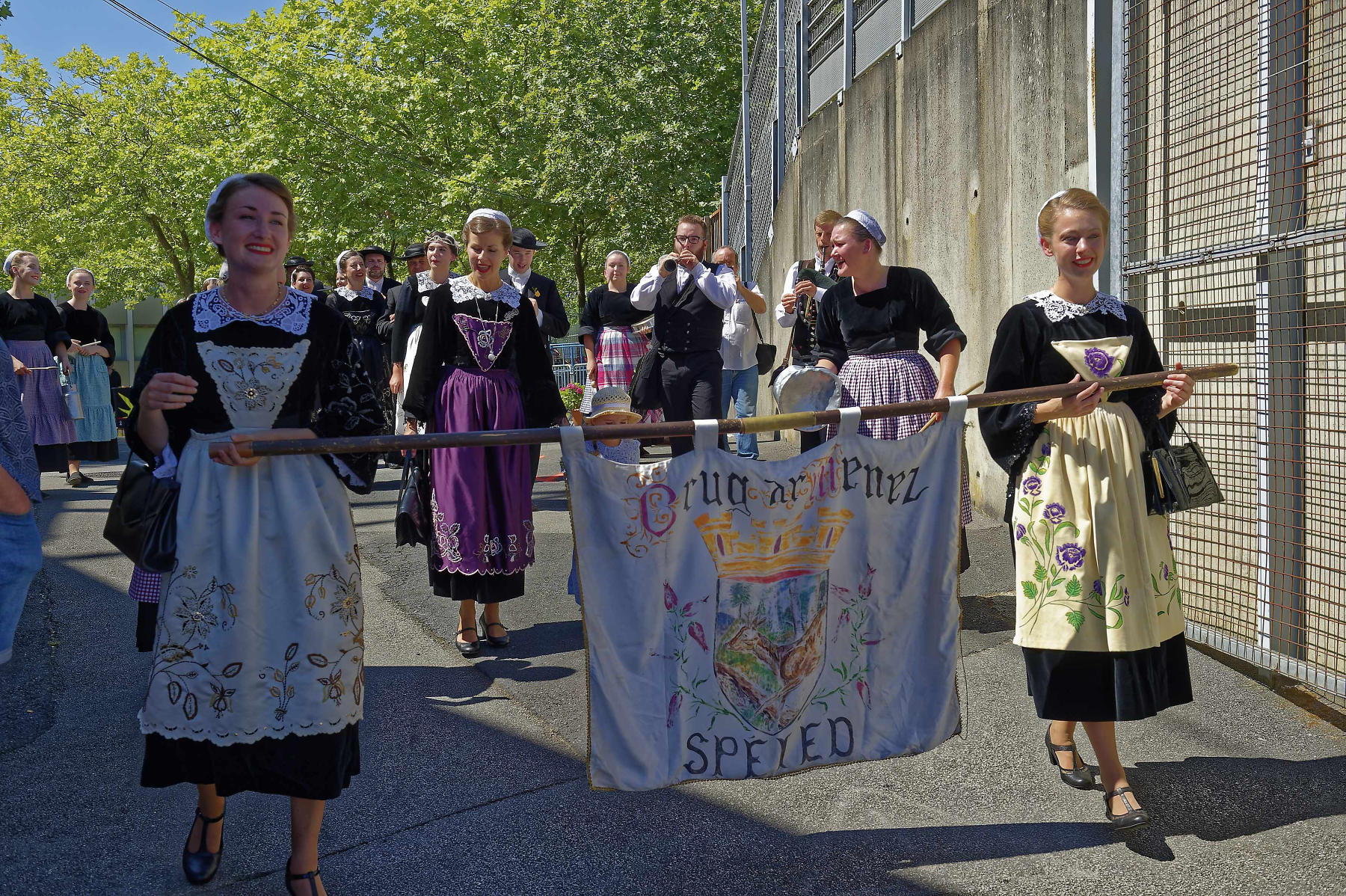 interceltique-2018-image13830-cercle-brug-ar-menez-de-spézet