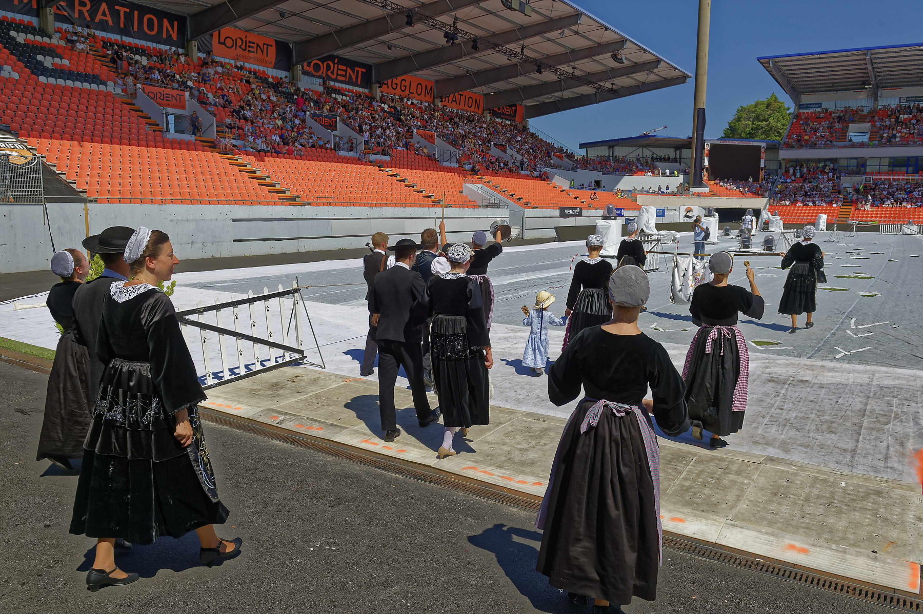 interceltique-2018-image13840-cercle-brug-ar-menez-de-spézet